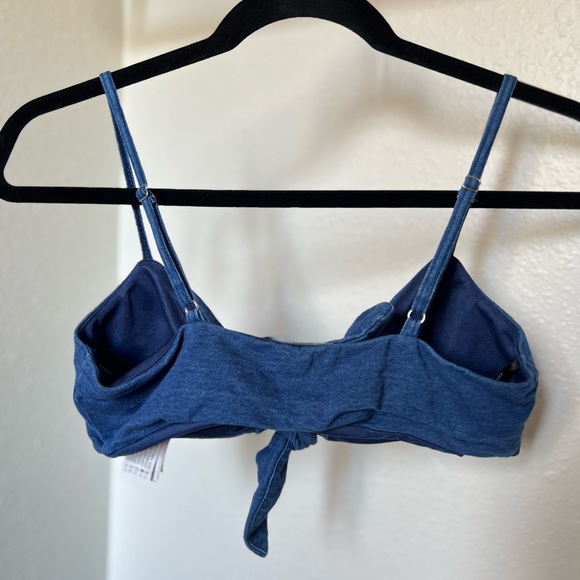 Forever 21 Size Small Flower Embroidered Crop Jean Top - Picture 6 of 6